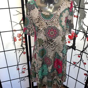 Classic woman animal print dress with pockets size M